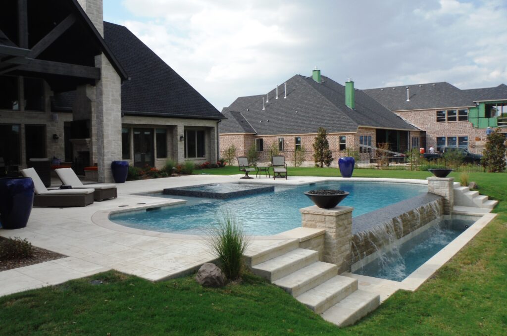 Formal pool Straight lined pool in Craig Ranch - McKinney, TX