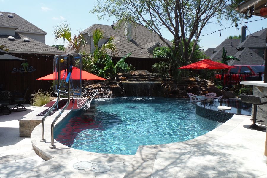 Outdoor living services by H2 Outdoor Design in Frisco